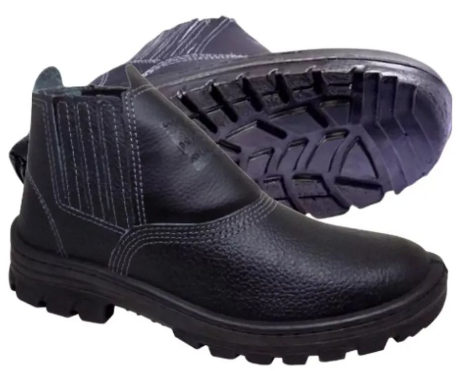 b86cc917-4352-46e7-ac6c-e9cb00a76463 BOTINA ELASTICO SEGURANÇA 44 C/ BICO PVC CARTOM