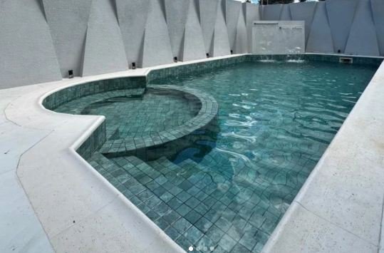 REVESTIMENTO PISCINA/FACHADA 10X10 BRILHO SANCHO GREEN CERAL (2,07)